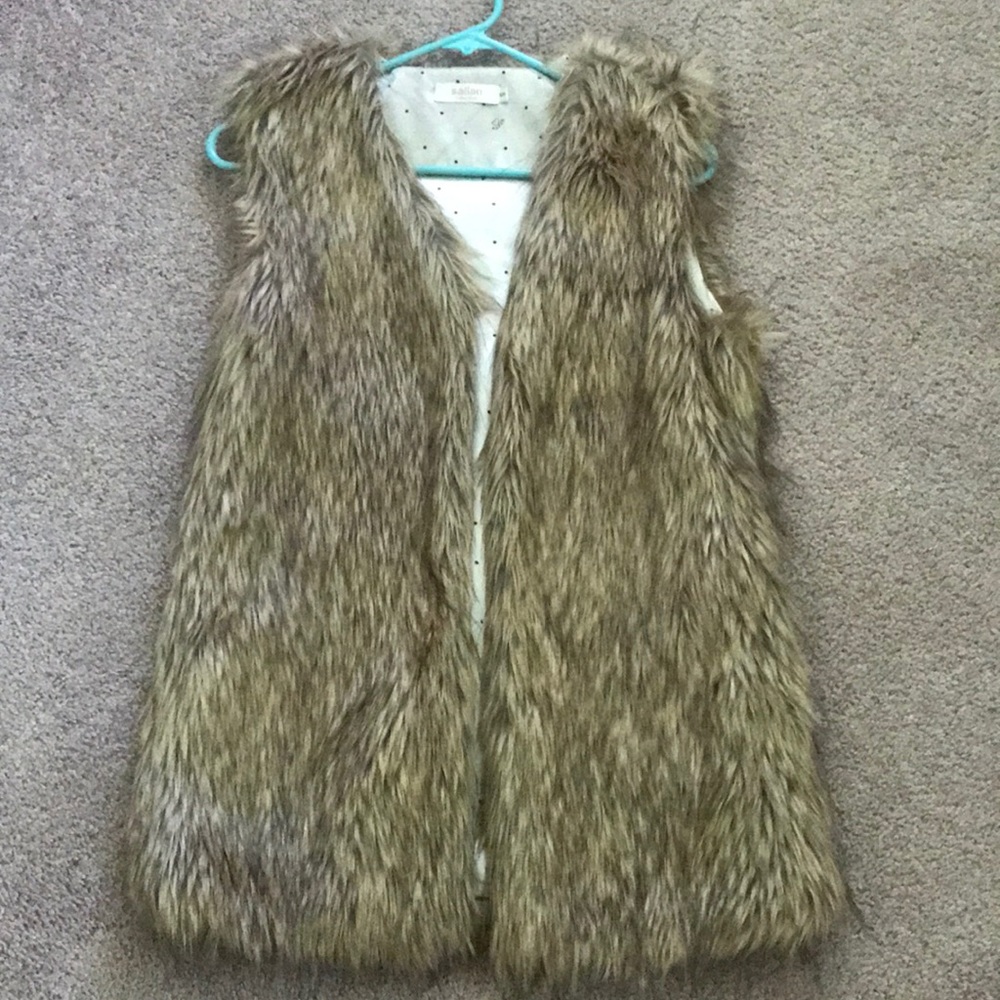 Fur vest